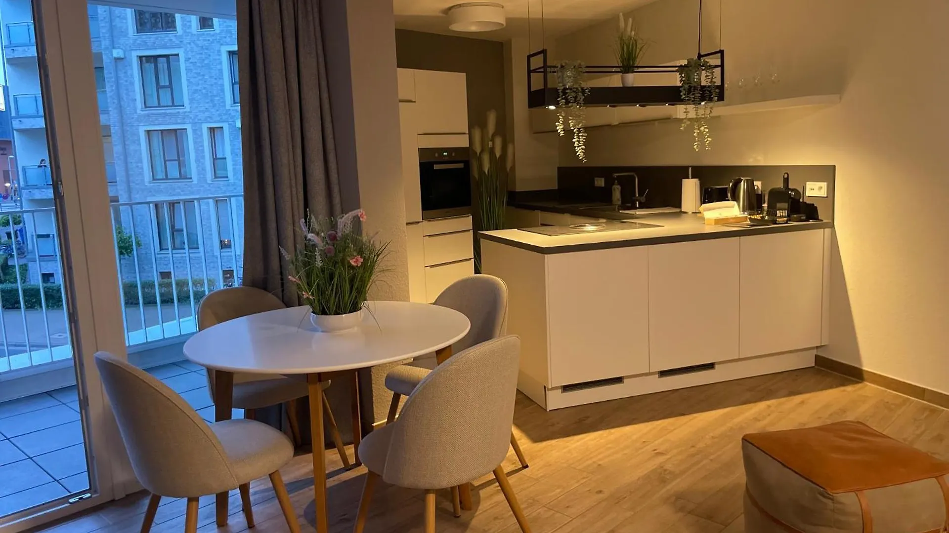 E&A City Apartment Hannover Mitten Im Stadtzentrum Mit Lift Und Tiefgarage 0*,
