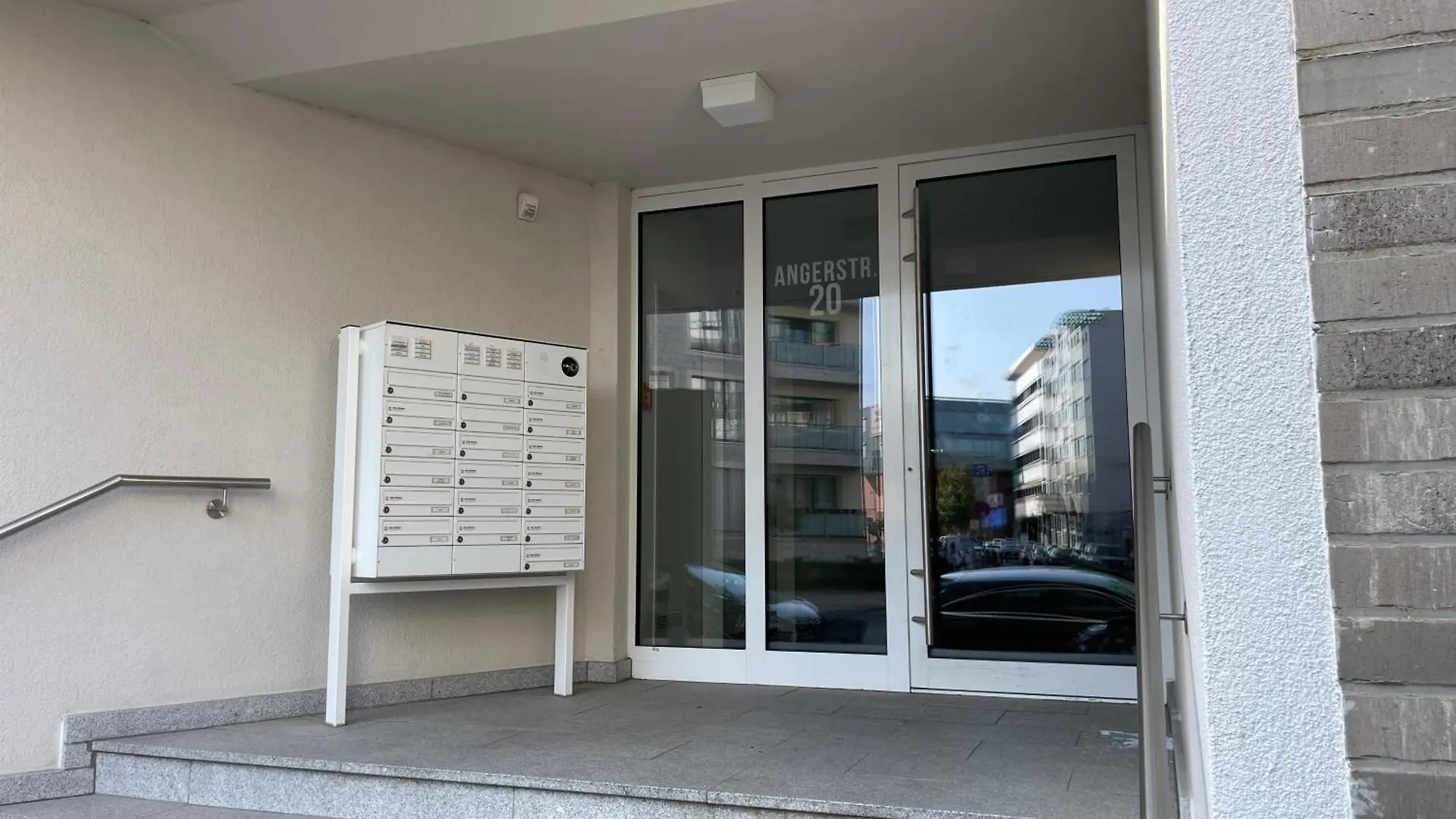 E&A City Apartment Hannover Mitten Im Stadtzentrum Mit Lift Und Tiefgarage Germany