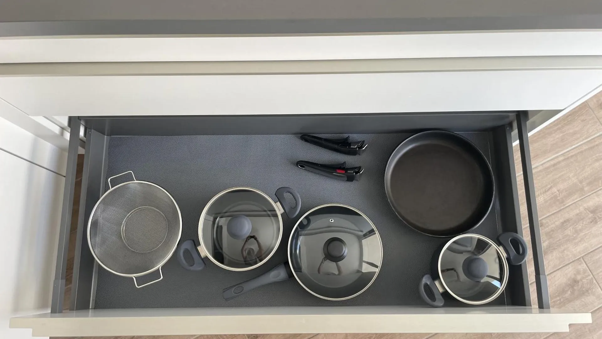 E&A City Apartment Hannover Mitten Im Stadtzentrum Mit Lift Und Tiefgarage